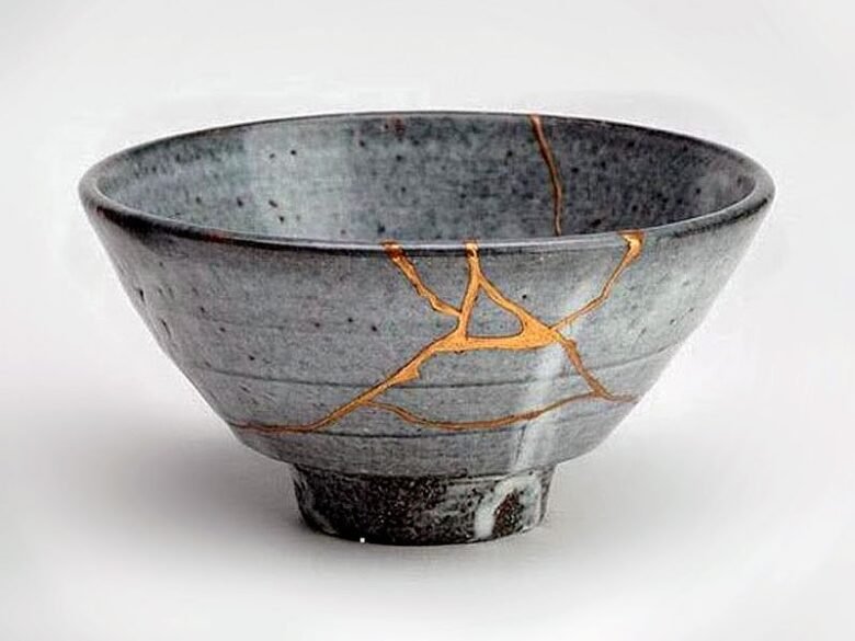 A Scuff on Your Bag, A Dent in Your Mug – and All of a sudden It Feels Like Time for a New One
