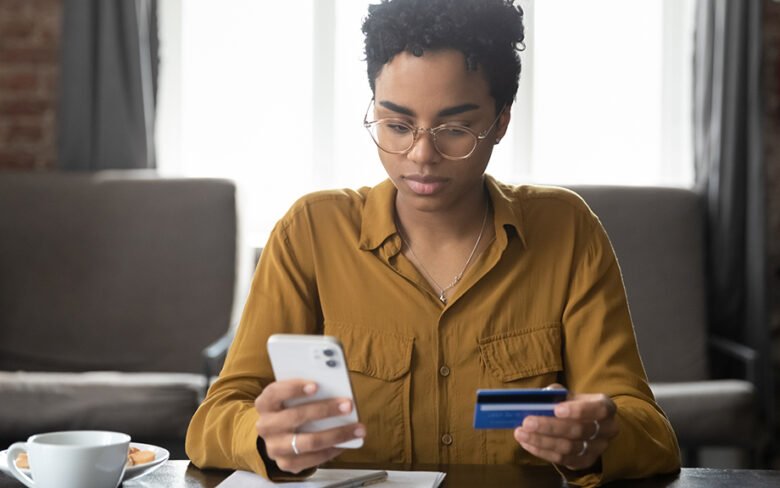 How Distressed Are Customers? Reconciling Diverging Credit score Card Delinquency Measures