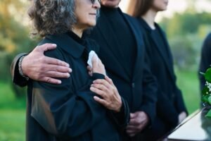 Your Mother or father Dies and You Maintain Utilizing Their Debit Card — Here is What May Occur Your Mother or father Dies and You Maintain Utilizing Their Debit Card — Here is What May Occur
