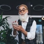 Your Cellphone Rings As soon as and Stops — Why Scammers Could Need You to Name Again